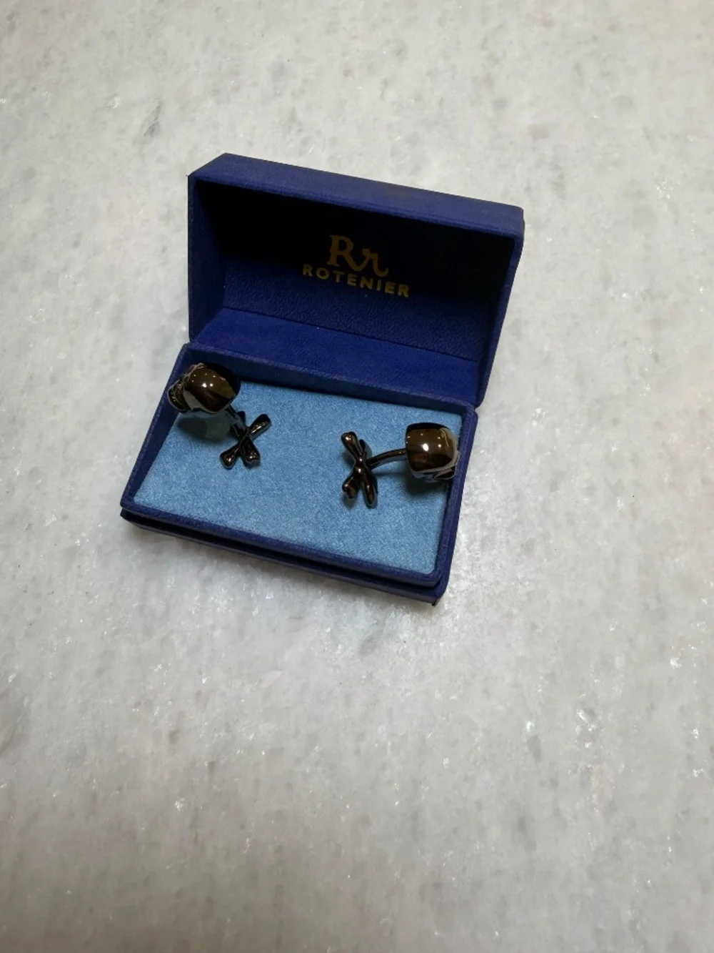 Robin Rotenier 925 Sterling Silver Skull Cufflinks Red Stone Eyes NEW